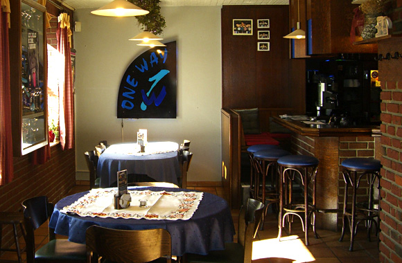 Cafe One Way